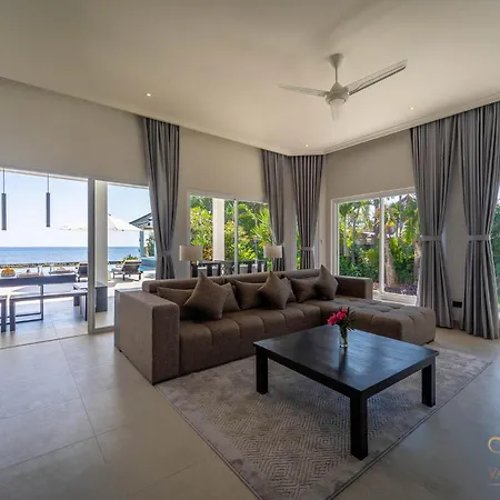 Villa Akasa Segara Beachfront And Private Pool